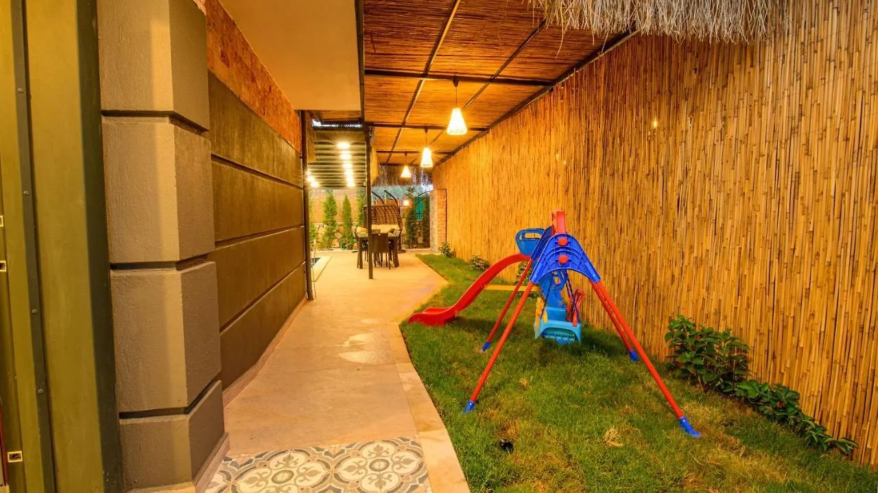Soeguet 4 - 4 Bedroom With Jacuzzi In Fethiye Turkey